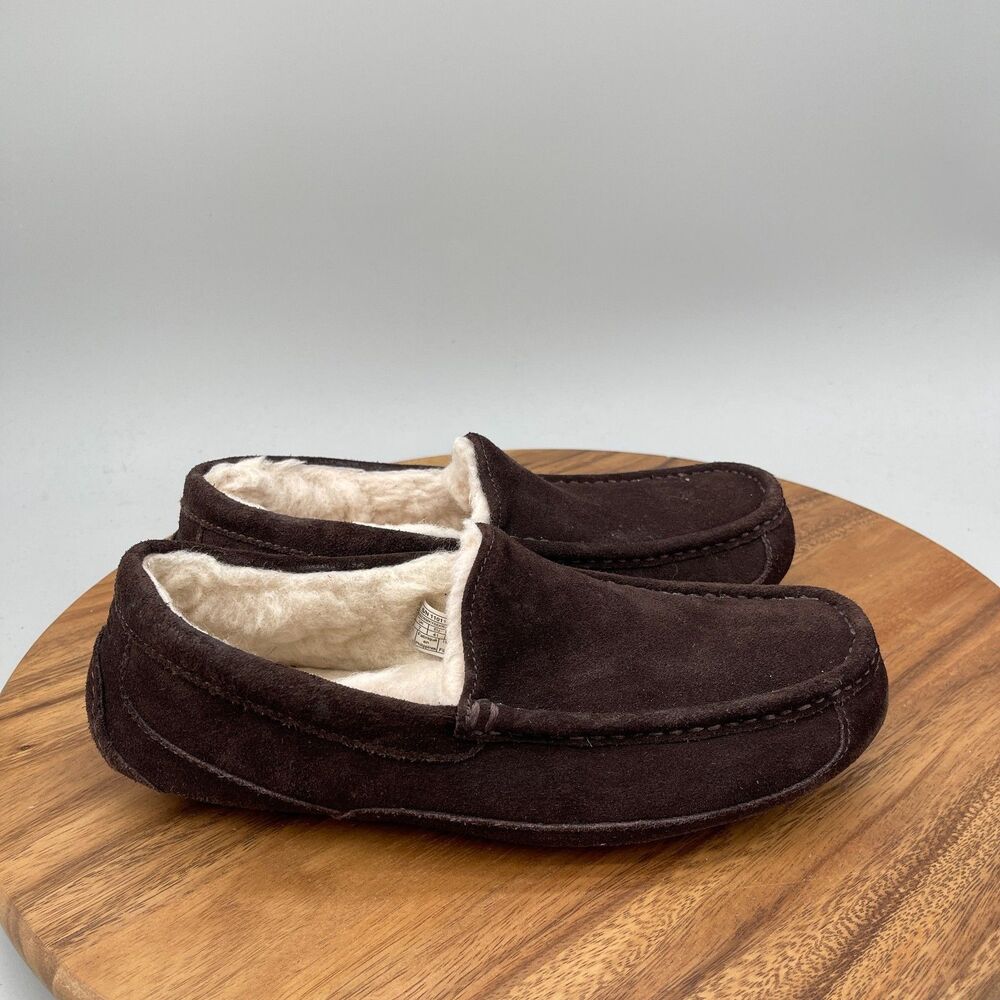 UGG Ascot Slippers Mens Size 8 Brown Suede Sheepskin Casual Comfort Shoes